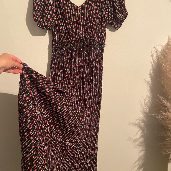 Ditsy Floral Dress - Picture 6 of 13